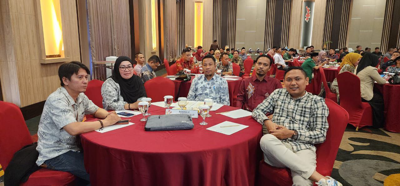 Bawaslu Kabgor Ikuti Kegiatan Sosialisasi Pengawasan Pemilu Partisipatif Pada Tahapan Penyusunan DPTb dan DPK
