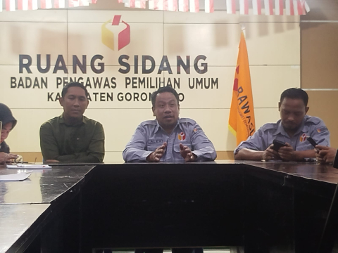 Ketua dan Anggota Bawaslu Kabupaten Gorontaalo