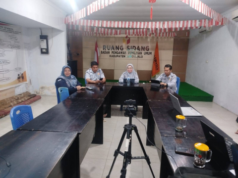 Foto saat rapat