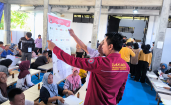 Awasi Sortir-Lipat Surat Suara, Alex: Pastikan Aman dan Sesuai Prosedur